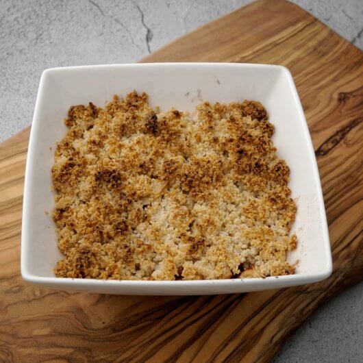 Simple paleo apple crumble