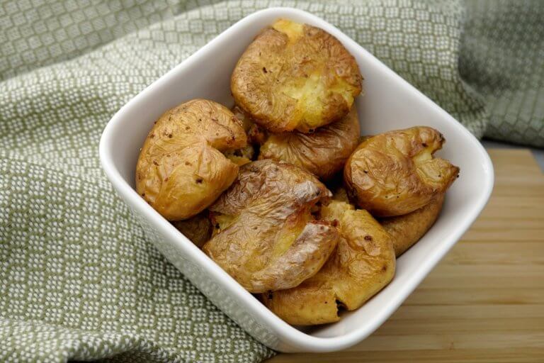 Air fryer smashed potatoes