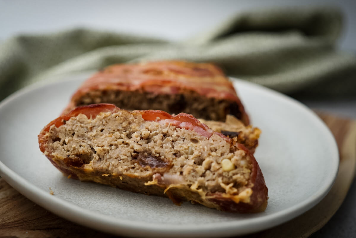 Easy Smoked bacon-wrapped meatloaf