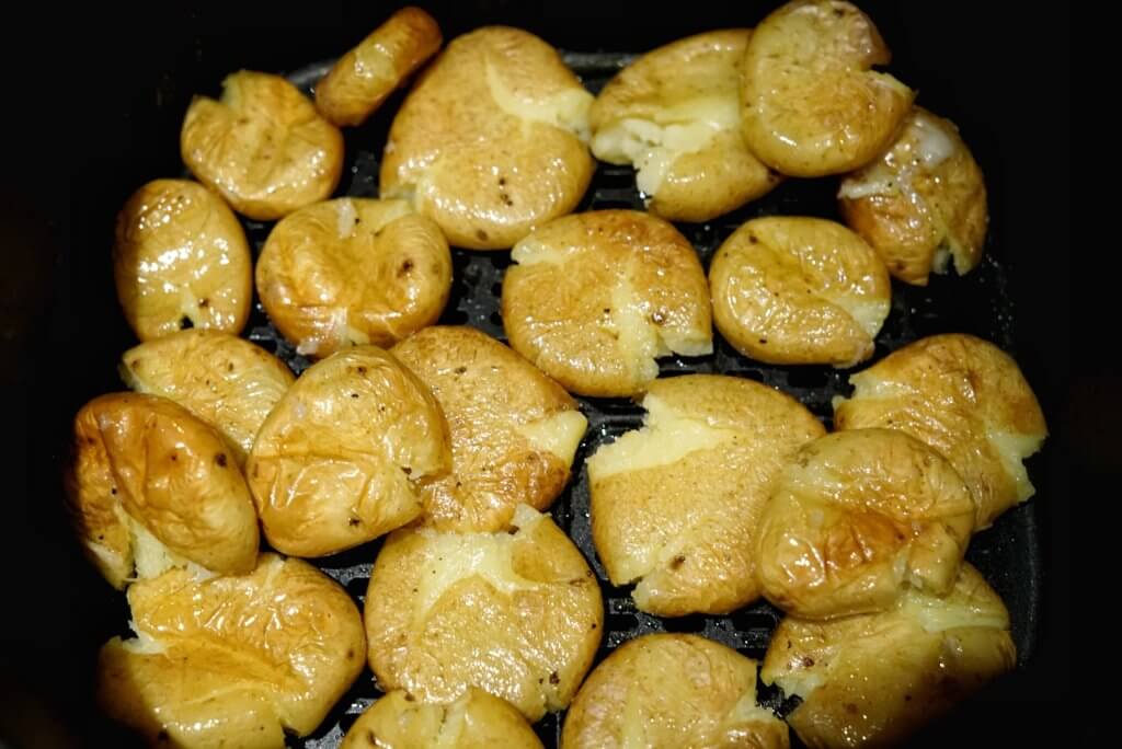 Smashed potatoes in air fryer